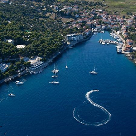 Vala Apartment Bozava Bagian luar foto
