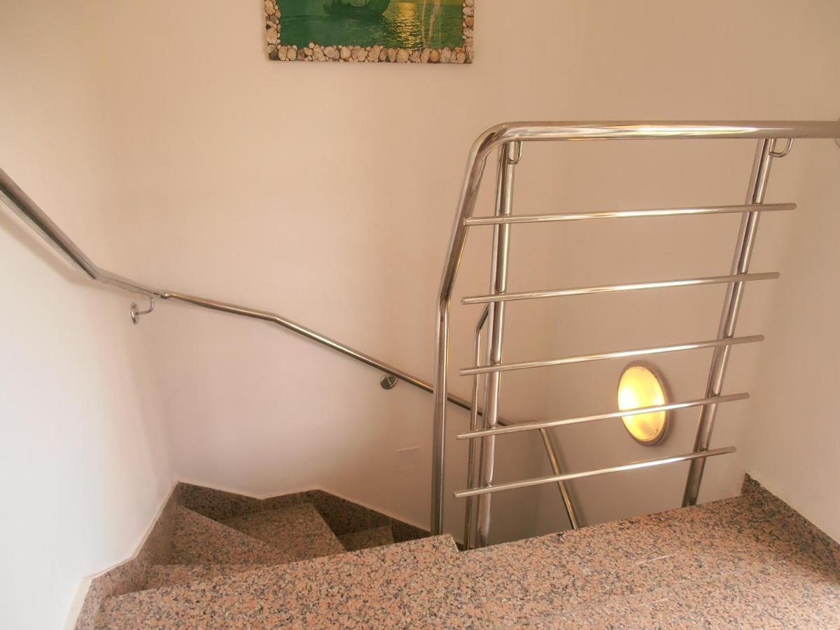 Vala Apartment Bozava Bagian luar foto